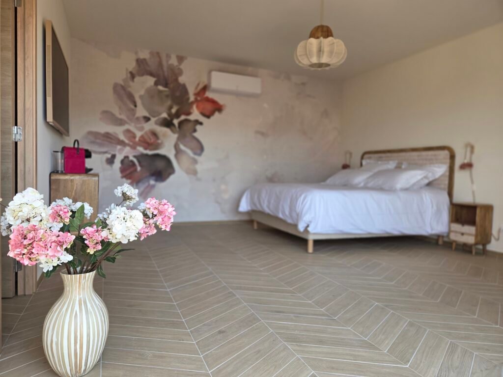 Les Champs Gallone - Suite Cosy - Maison d'hôtes en Provence avec jacuzzi privatif à la Roque d'Anthéron