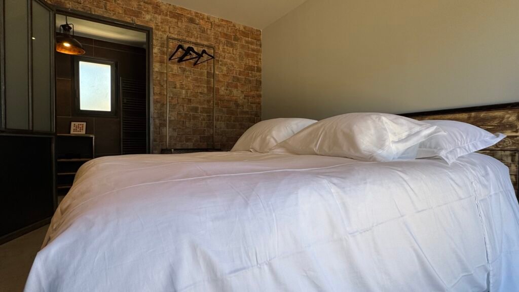 Les Champs Gallone - Suite Indus - Maison d'hôtes en Provence avec jacuzzi privatif à la Roque d'Anthéron