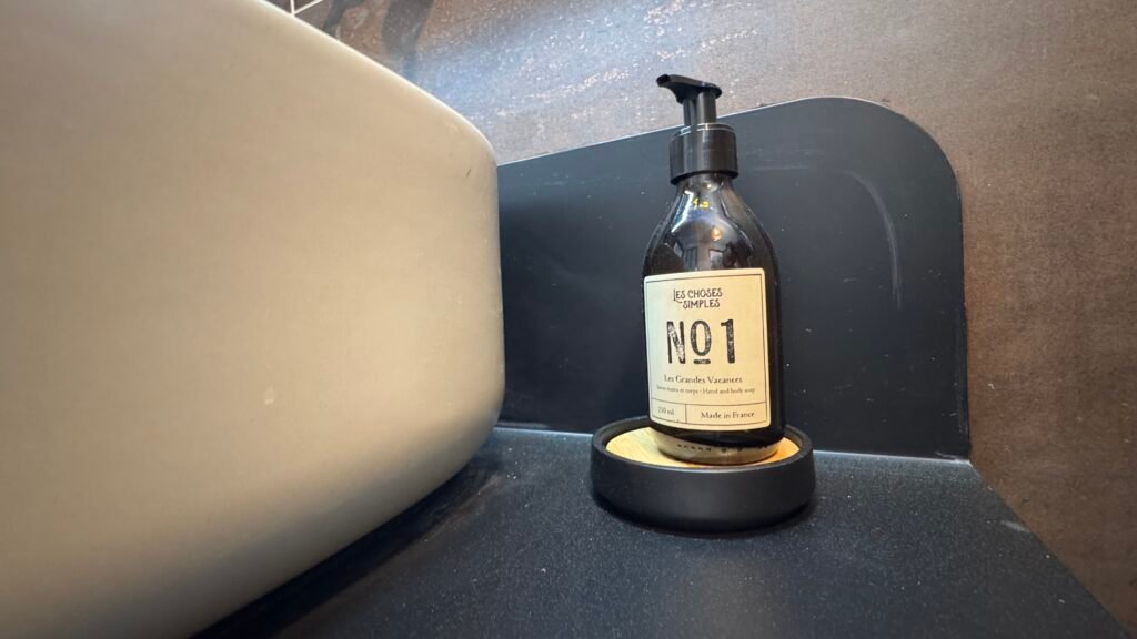 Les Champs Gallone - Suite Indus - Maison d'hôtes en Provence avec jacuzzi privatif à la Roque d'Anthéron